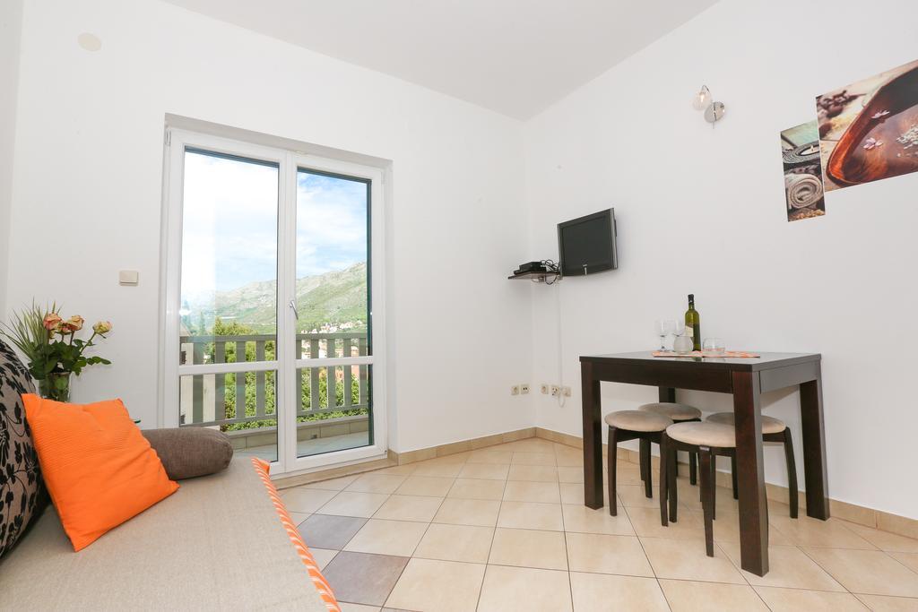קאבטאט Sunrise Apartments מראה חיצוני תמונה