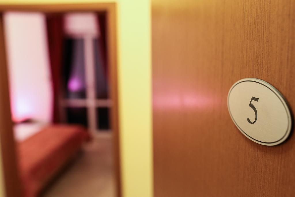 קאבטאט Sunrise Apartments מראה חיצוני תמונה