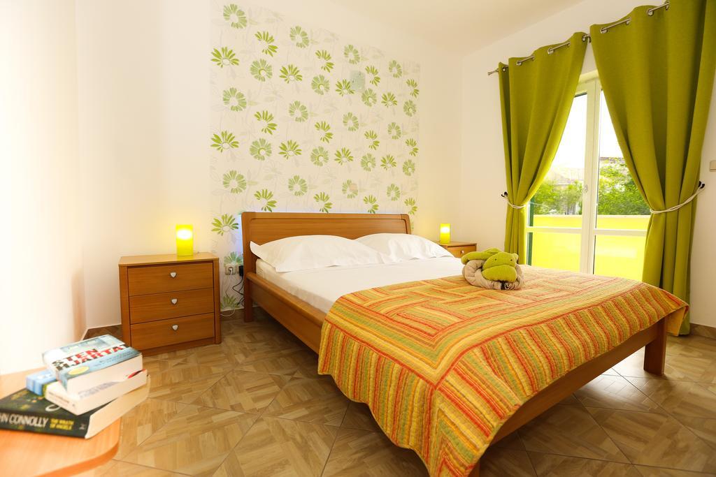 קאבטאט Sunrise Apartments מראה חיצוני תמונה