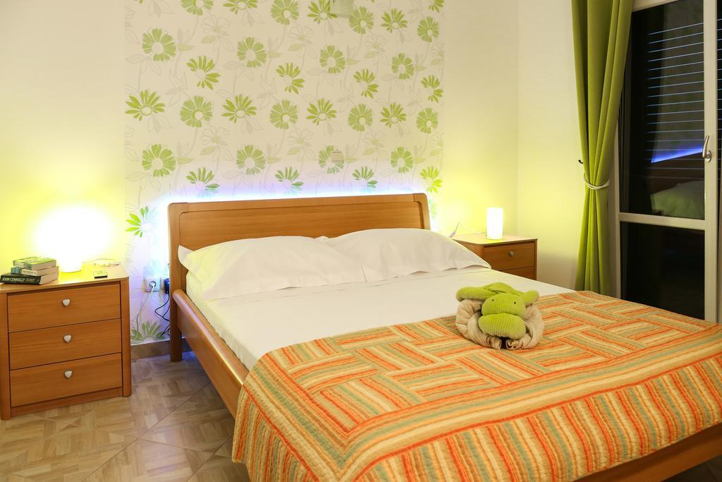 קאבטאט Sunrise Apartments מראה חיצוני תמונה