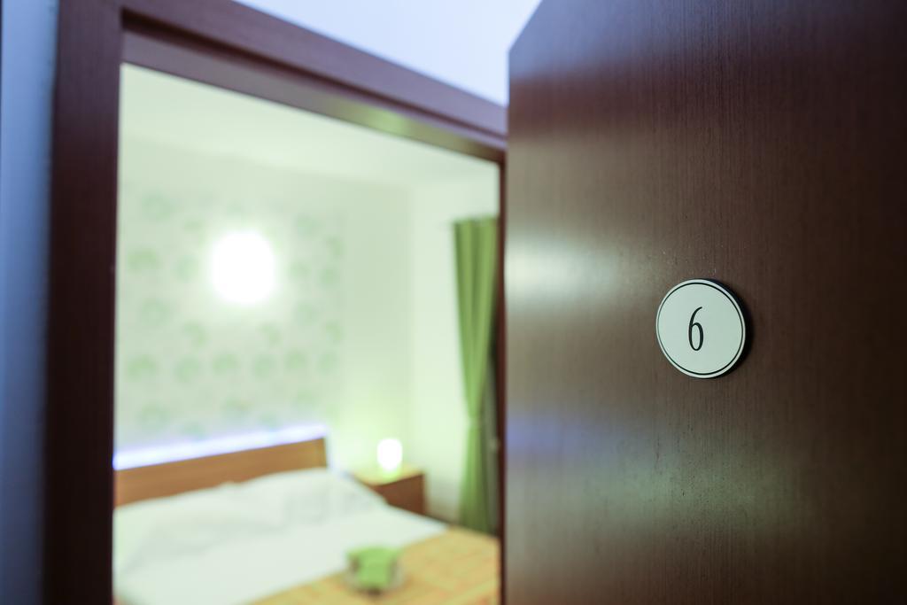 קאבטאט Sunrise Apartments מראה חיצוני תמונה