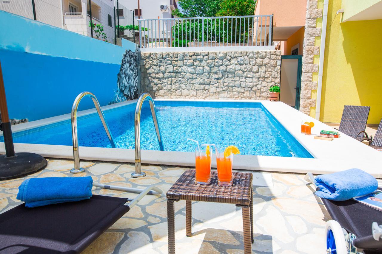 קאבטאט Sunrise Apartments מראה חיצוני תמונה